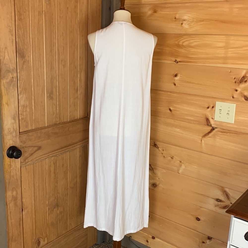 Floryday white sleeveless maxi dress with embroidery Medium - Picture 7 of 9
